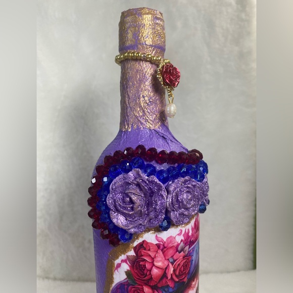 Hand Painted-Decoupaged Sugar Skull-Dia De Los Muertos-Day of the Dead Bottle - Picture 4 of 12
